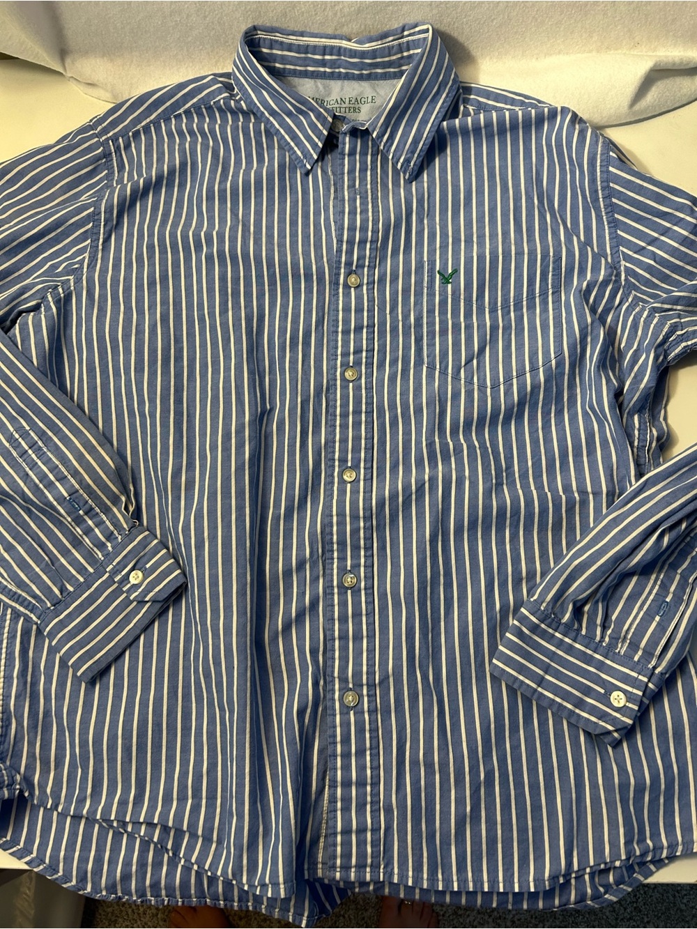 American Eagle Men’s Striped Button Up [COPY]